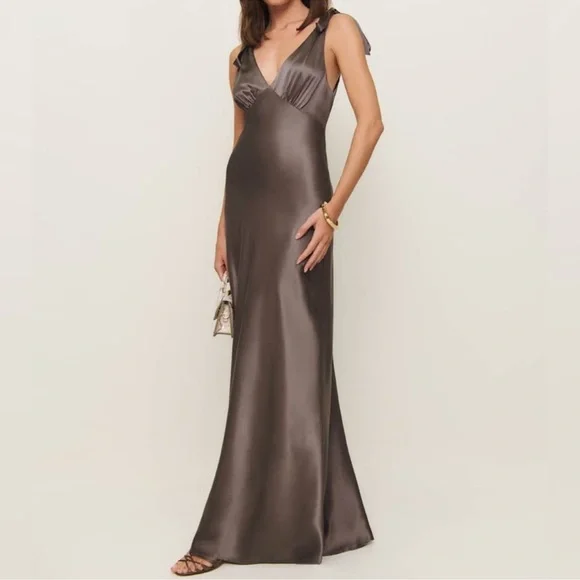 NWT Reformation Pernille Silk Maxi Dress in Magnetic Brown, Flaw - Picture 2 of 10